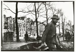 Průlom na Raadhuisstraat v Amsterdamu od George Hendrik Breitner