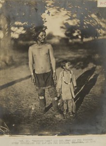 Honzo Pan Rostoucí roh a syn. (Sac and Fox Indian) Hlavní poradce pro Sac and Fox Indian, Oklahoma, v roce 1873 (foto) od George W. Ingalls