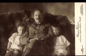Císař Vilém II., dva nejstarší synové, Liersch 3686 od German Photographer