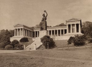 Mnichov: Bavorská síň slávy s Bavorskem (čb fotografie) od German Photographer