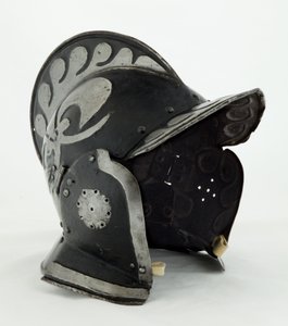 Burgonet, začátek 17. století (ocel a železo s černou barvou a stopami kůže) od German School