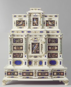 Skříň vyrobená v Augsburgu, cca 1660-70 (intarzované dřevo) od German School