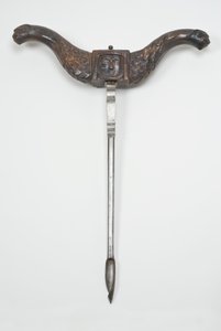 Manipulovaný šnek, cca 1600 (hruškové dřevo a ocel) (viz také 701075-6)