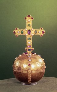 Císařská koule císařů Svaté říše římské, západní Německo, konec 12. století (pryskyřičná hmota pokrytá zlatou fólií, zdobená perlami) od German School