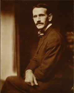 Arthur B. Davies od Gertrude Käsebier
