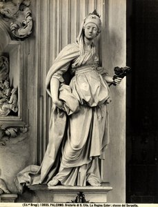 Queen Esther (sádra)
