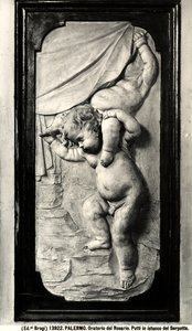 Dva putti (omítka)