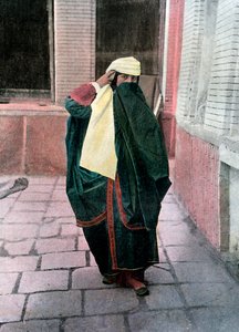 Perská žena v tradičním kroji, c1890.