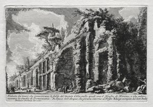 Pohled na stěny, které pokrývaly svahy hory Celio. od Giovanni Battista Piranesi