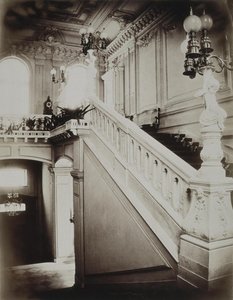 Stroganovský palác v Petrohradu. Velké schodiště s dolním vestibulem, 60. léta 19. století