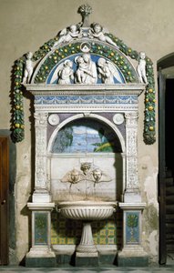 Fontána Decoree s vysokým reliéfem z mramoru a terakoty od Giovanni della Robbia (1469-1529) 1498. Sakristie Santa Maria Novella, Florencie
