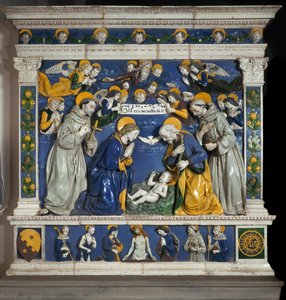Narození Páně se svatým Františkem z Assisi a svatým Antonínem Paduánským (san antonio di padova) Znázornění Nejsvětější Trojice s Bohem, Ježíšem Kristem a holubicí Ducha svatého. Vysoce reliéfní keramika od Giovanni della Robbia (1469-1529) kolem roku 148