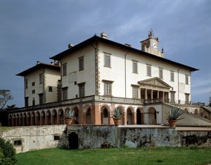 Fasáda vily Medicea of ​​​​Poggio a Caiano - ca. 1480-1485