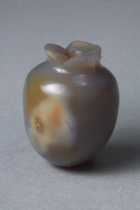Helénistická nádoba v podobě ovoce (chalcedon) od Greek