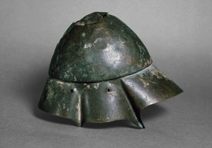 Helma ‚Companion Cavalryman‘, Boetian, pravděpodobně ze 4. století př. n. l. (bronzová) (viz také 419878)