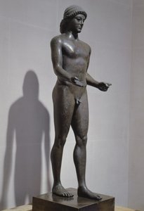 Apollo z Piombina (bronz) (viz také 94610, 98014 a 177203) od Greek