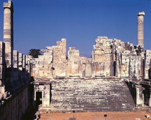 Velké schodiště Apollónova chrámu, cca 336 př.nl od Greek School