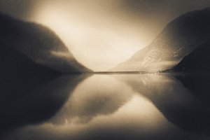 Odraz v Misty Fjord od Gustav Davidsson