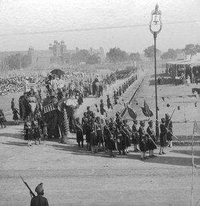 Maharadžové obcházejí Jumma Muisjid, Dillí, Indie, 1913.