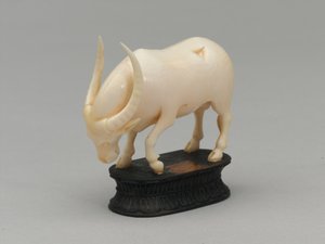 Černý biskup, šachová figurka, Indie, circa 1820