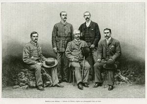 Portrét Henryho Mortona Stanleyho (John Rowlands 1841-1904) obklopuje zleva jeho důstojníky: Dr. Thomas Heazle Parke (1857-93), Robert H. Nelson, William G. Stairs a Arthur J. M. Jephson. Rytina od Thiriata k ilustraci příběhu Dans les tenebr od Henri Thiriat