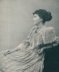 Paní Hugh E. H. Hoare, c1893