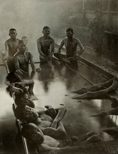 Veřejné lázně v Kanawě, 1910. od Herbert Ponting