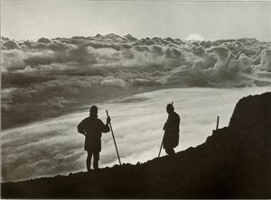 Západ slunce z vrcholu Fuji, 1910. od Herbert Ponting