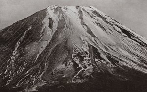 The Crest of Fuji, telefotografie od Shoji od Herbert Ponting