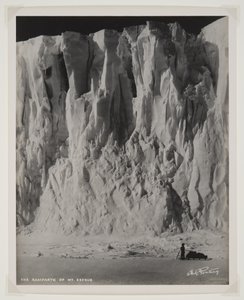 Hradby Mt. Erebus, (bromový tisk)