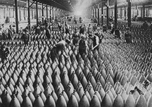 Továrna na munici, první světová válka, 1917 1938