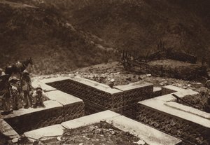 Mexiko: Podzemí ve tvaru kříže, Guiaroo (čb fotografie) od Hugo Brehme
