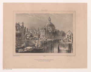 Gezicht op de Stromarkt, het Singel en de Lutherse kerk Luteránská církev. Pohled pořízený na kanál (známý jako Singel) (název na objektu) Suvenýr z Amsterdamu Osm pohledů kreslil a litografoval ze života H. van Hove Bz. (název seriálu)