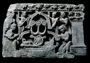 Umění Gandhara (neboli řecko-buddhismus): „“Buddha v modlitbě”” zázrak Sravasti (Shravasti nebo Savatthi) (Modlící se Buddha, zázrak Sravasti) Reliéf školy Gandhara - 2. až 4. století - Indické muzeum, Kalkata Indie od Indian School
