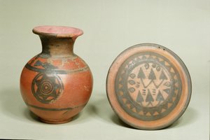 Terakotová nádoba a víko, ze hřbitova H v Harappa, Indus Valley, 1500 př.nl-1200 př.nl (terakota) od Indian School