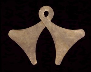 Ornament, obyvatelé ostrova Sumba (zlato) od Indonesian School