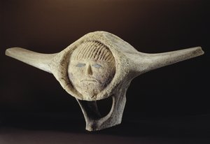 Janus Head, z Cape Dorset (velrybí obratle)