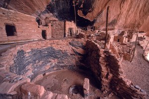 Keet Seel je součástí komplexu tří historických skalních obydlí nedaleko města... od Ira Block