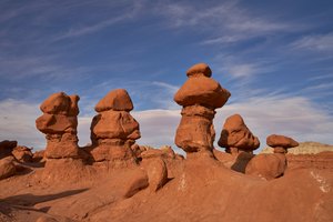 Skalní útvary ve státním parku Goblin Valley v Utahu, 2020 (foto) od Ira Block