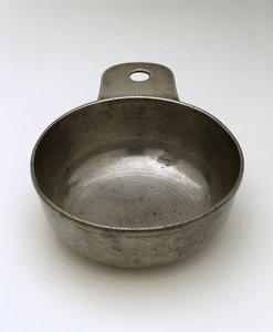 Porringer, c. 1770-1807 (cín) od Isaac (attr.to) Jackson