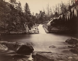 Lula Lake, Upper Falls, Lookout Mountain, Georgia od Isaac H. Bonsall