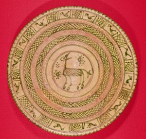Miska zdobená oslem, z Íránu, seldžucké období, 12.-13. století (keramika) od Islamic School