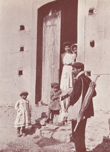 Sicílie: Potulný hudebník (čb fotografie) od Italian Photographer