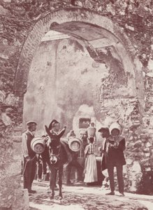 Sicílie: Stará brána, Taormina (čb fotografie) od Italian Photographer