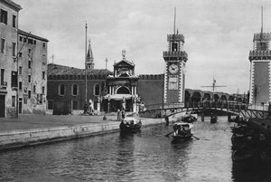 Benátky, The Arsenale (černobílá fotografie) od Italian Photographer