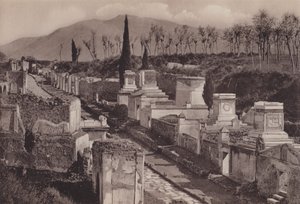 Via Delle Tombe, Ulice hrobek (černobílá fotografie) od Italian Photographer