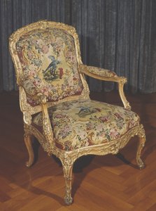 Armchar à la Reine (zlacené dřevo a čalounění)