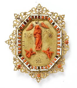 Rám zobrazující Neposkvrněnou Pannu, Trapani, polovina 17. století (zlacená měď, smalt a korály) od Italian School