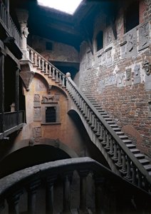 Vnitřní pohled na hrad hrabat Guidi nebo Palazzo pretorio od Italian School