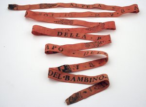 Oranžová poutní stuha od Italian School